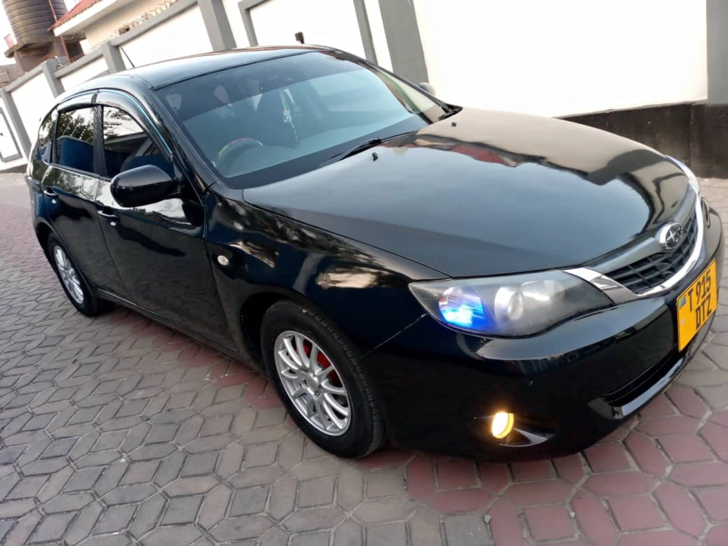 Black Subaru Impreza DTZ 1490 CC thumbnail 3