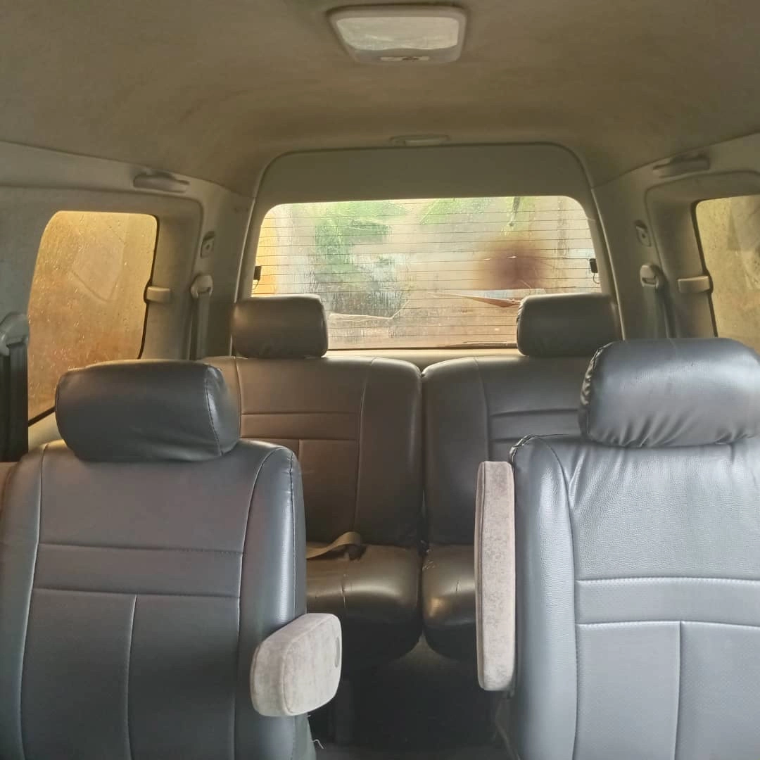 Toyota Noah SR40 Van 1999, Full AC, 2WD thumbnail 3