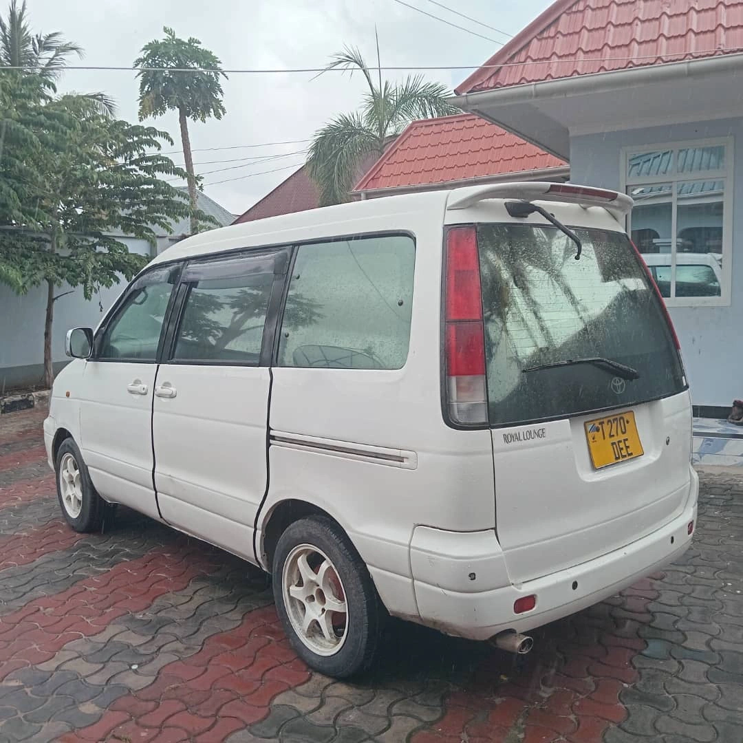 Toyota Noah SR40 Van 1999, Full AC, 2WD thumbnail 8