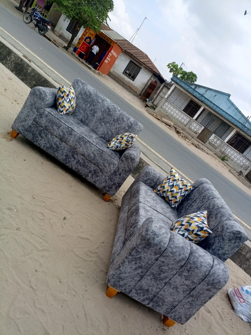 Brown/Tan Upholstered Sofa Sets (Free Delivery Dar es Salaam) thumbnail 5