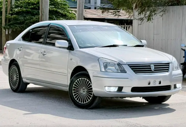Toyota Premio (Silver) thumbnail 4