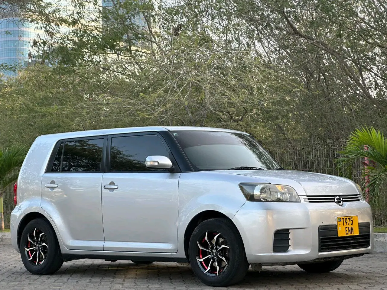 2009 Silver Toyota Rumion 1.5L