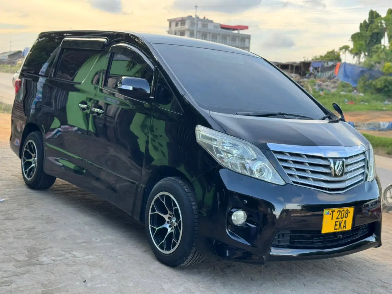 Toyota Alphard 2010 - Full Leather & Android System thumbnail 2
