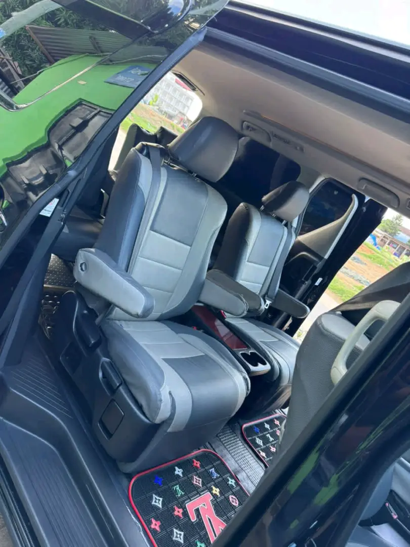 Toyota Alphard 2010 - Full Leather & Android System thumbnail 5