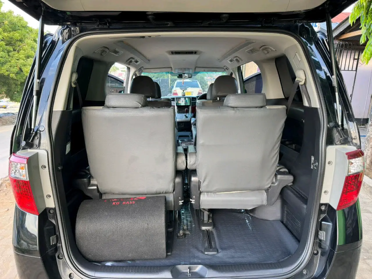 Toyota Alphard 2010 - Full Leather & Android System thumbnail 6