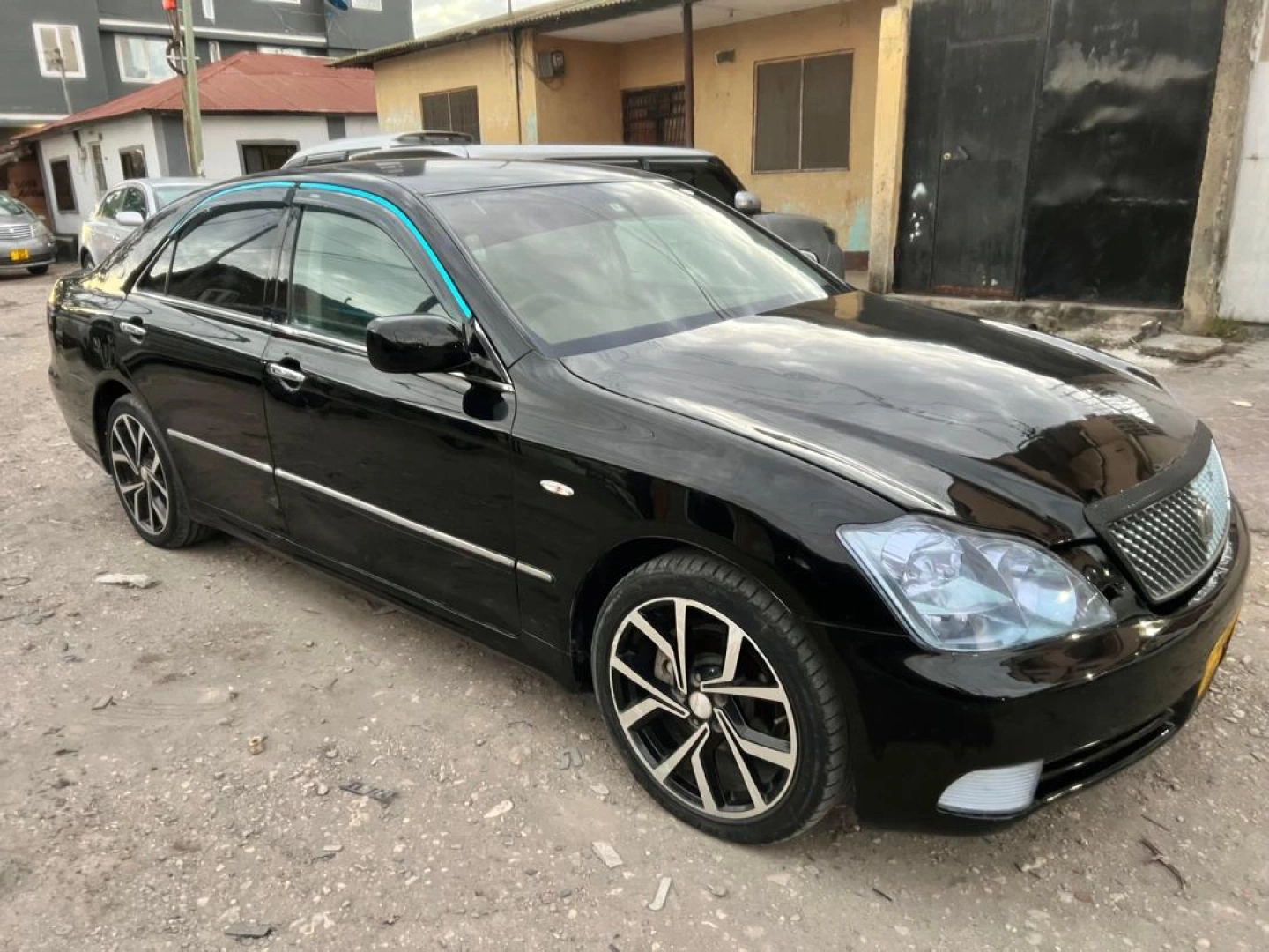 Black Toyota Crown Athlete 2004 (4GR Engine) thumbnail 7