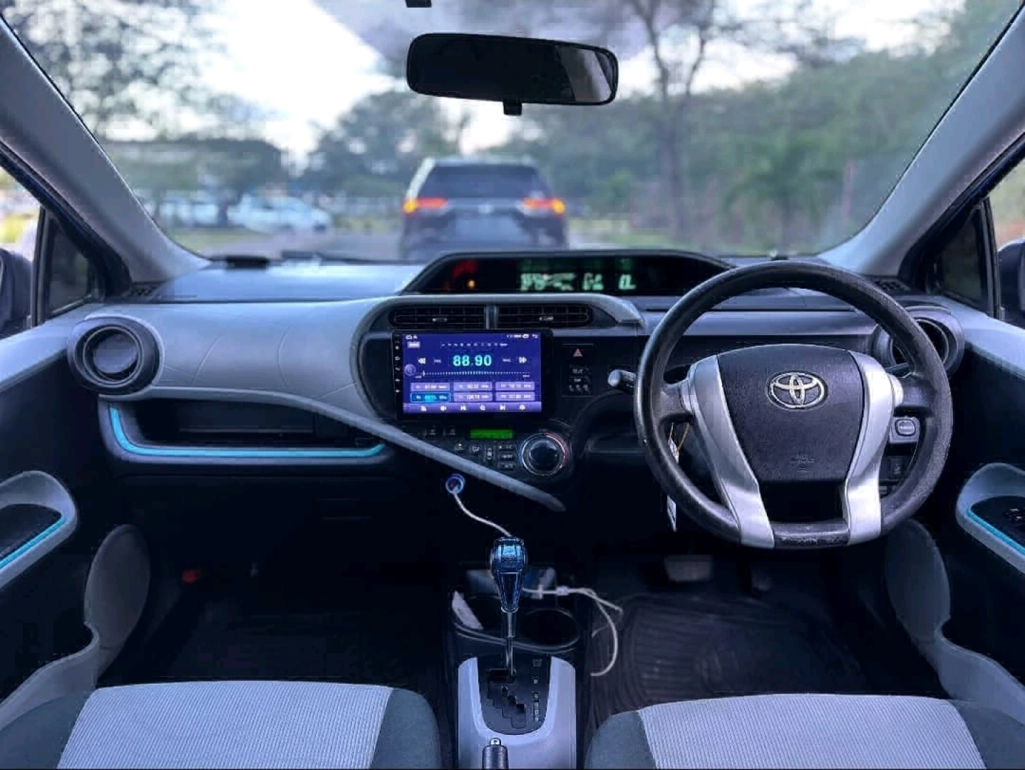 Blue Toyota Aqua Hybrid 2013 with Android TV thumbnail 6