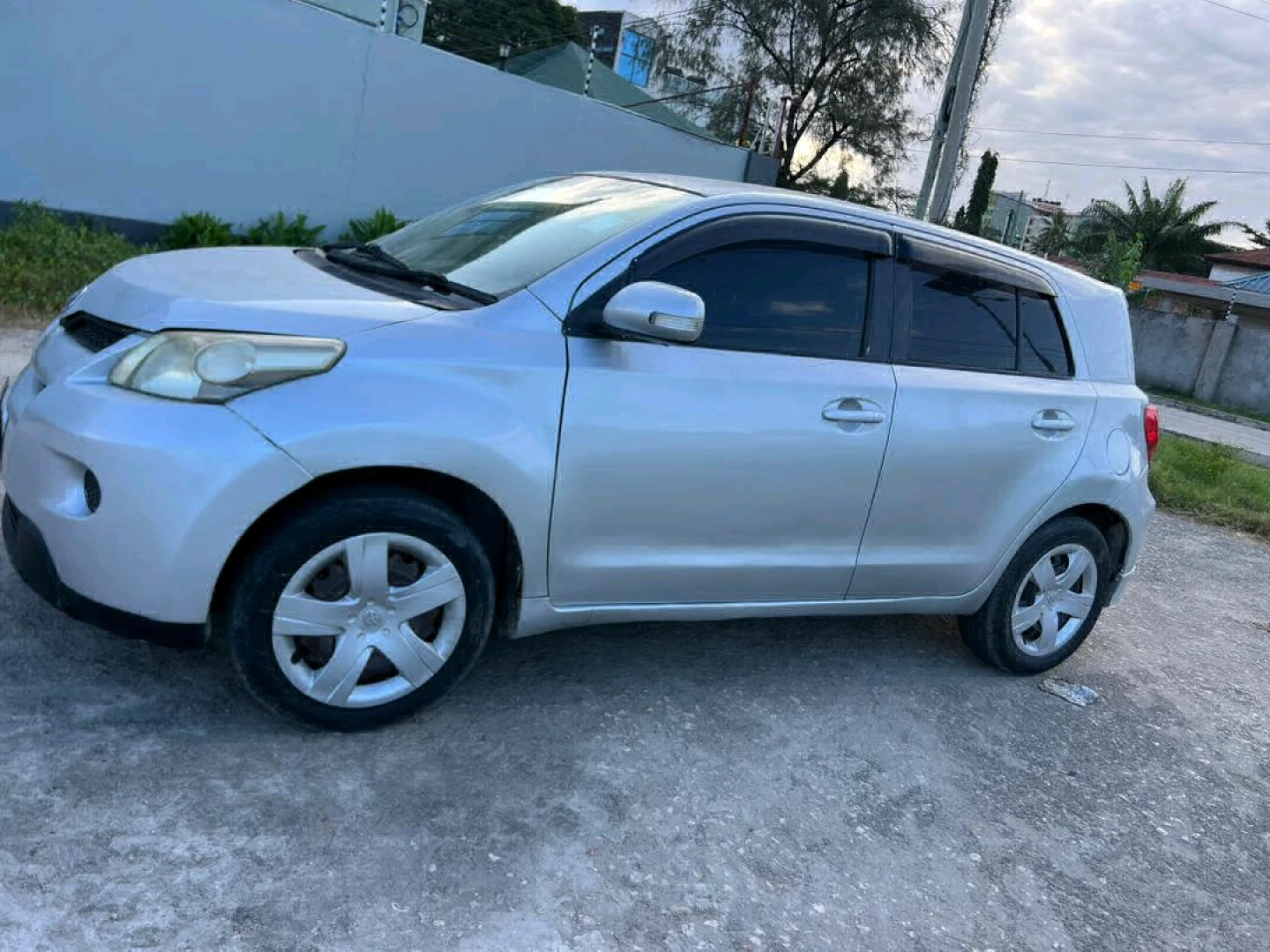 Toyota Ist New Model DJH thumbnail 4