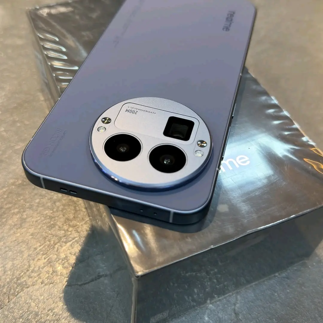 Realme GT 8 Pro 512GB/16GB Smartphone thumbnail 2