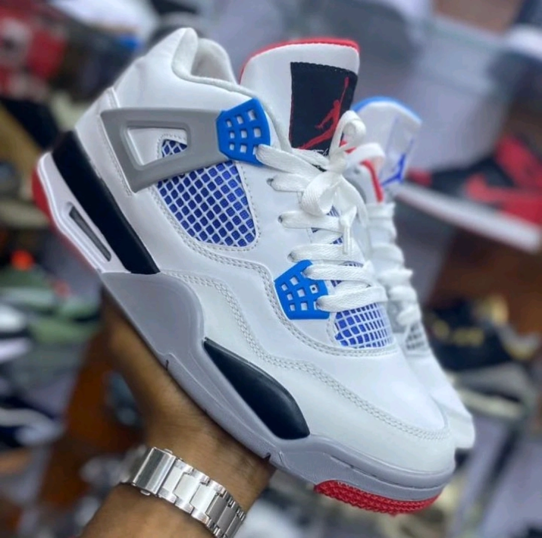 Air Jordan 4 Sneakers for Children (Sizes 30-36) thumbnail 3