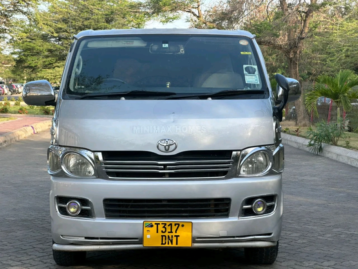 Toyota Hiace Quantum Van 2010 Model (Reg DNT)