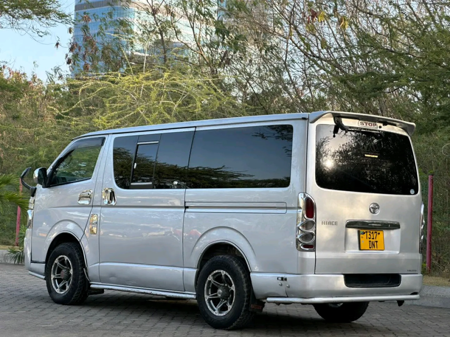 Toyota Hiace Quantum Van 2010 Model (Reg DNT) thumbnail 2