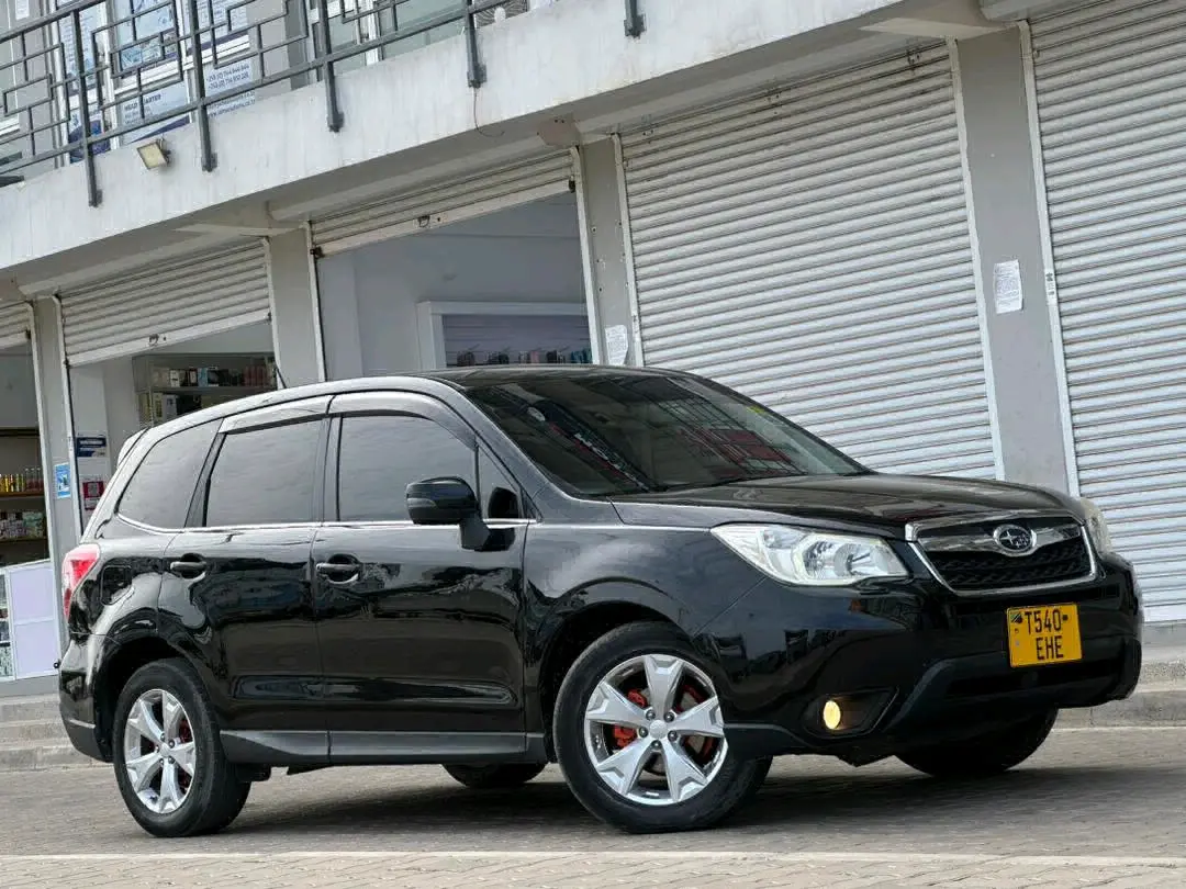 Subaru Forester SUV thumbnail 3