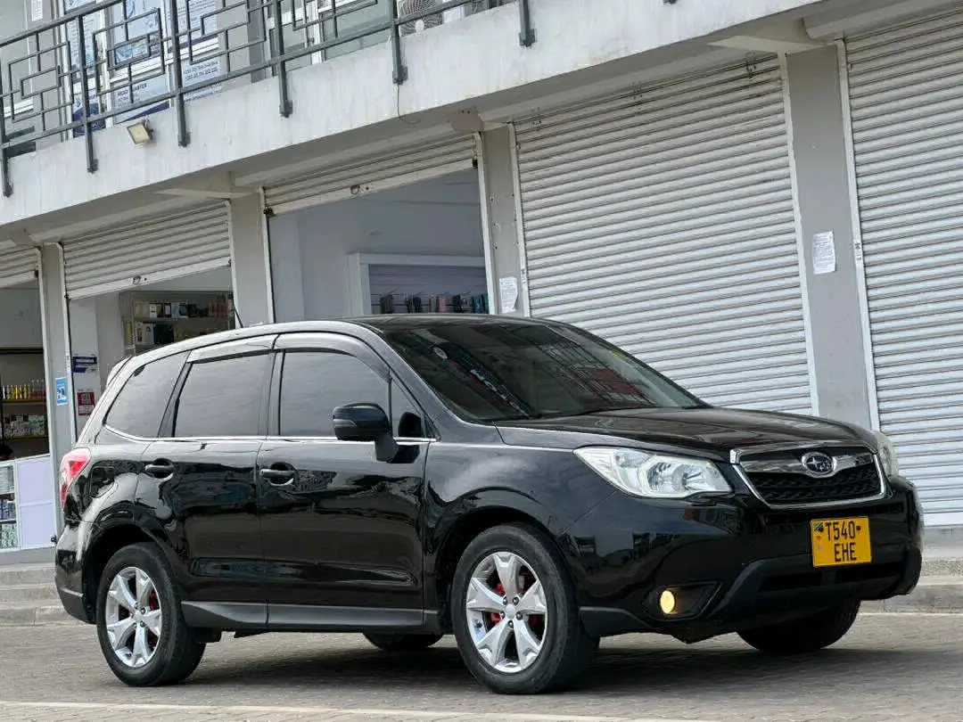 Subaru Forester SUV thumbnail 9