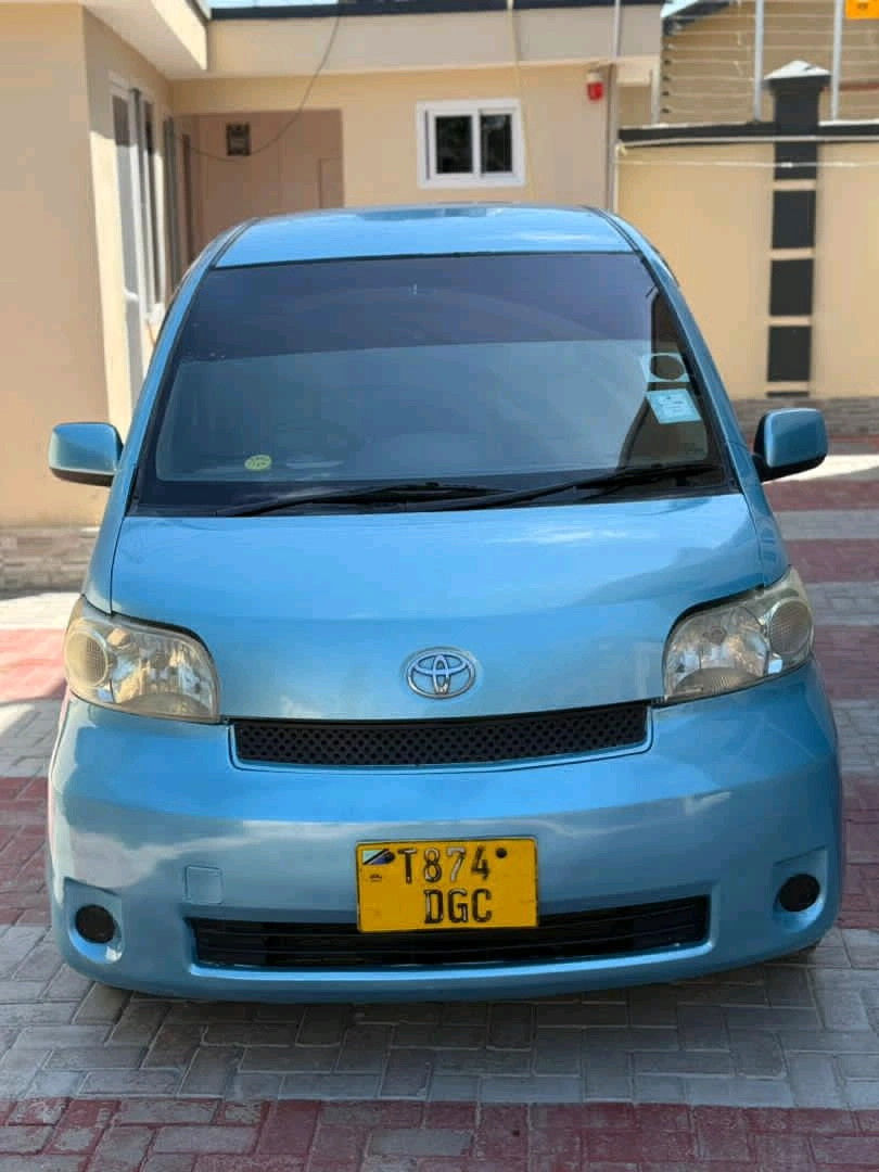 Toyota Porte DGC