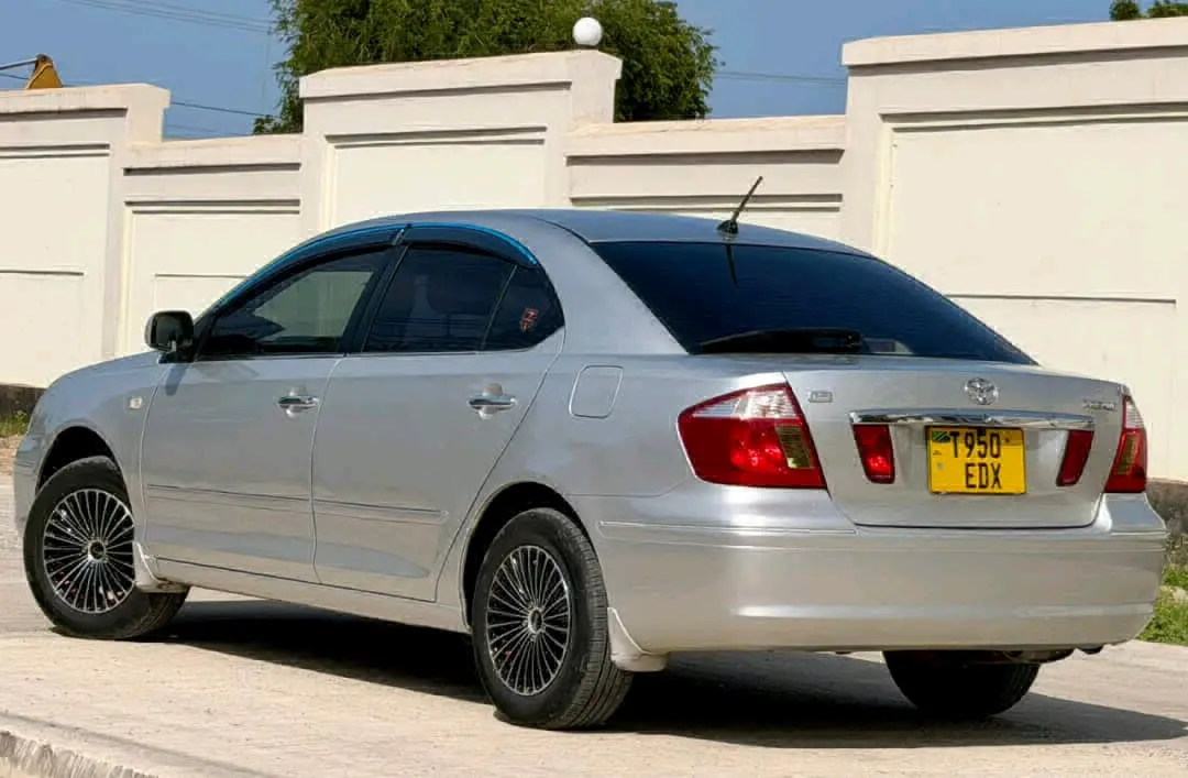 Toyota Premio F EDX 2004, 62,500km thumbnail 5