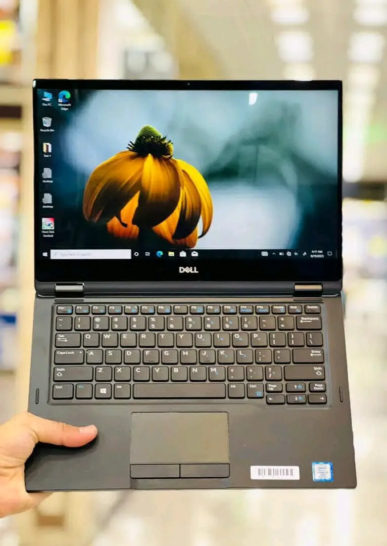 Dell Latitude 7390 2-in-1 Laptop i7/16GB/256GB SSD thumbnail 3