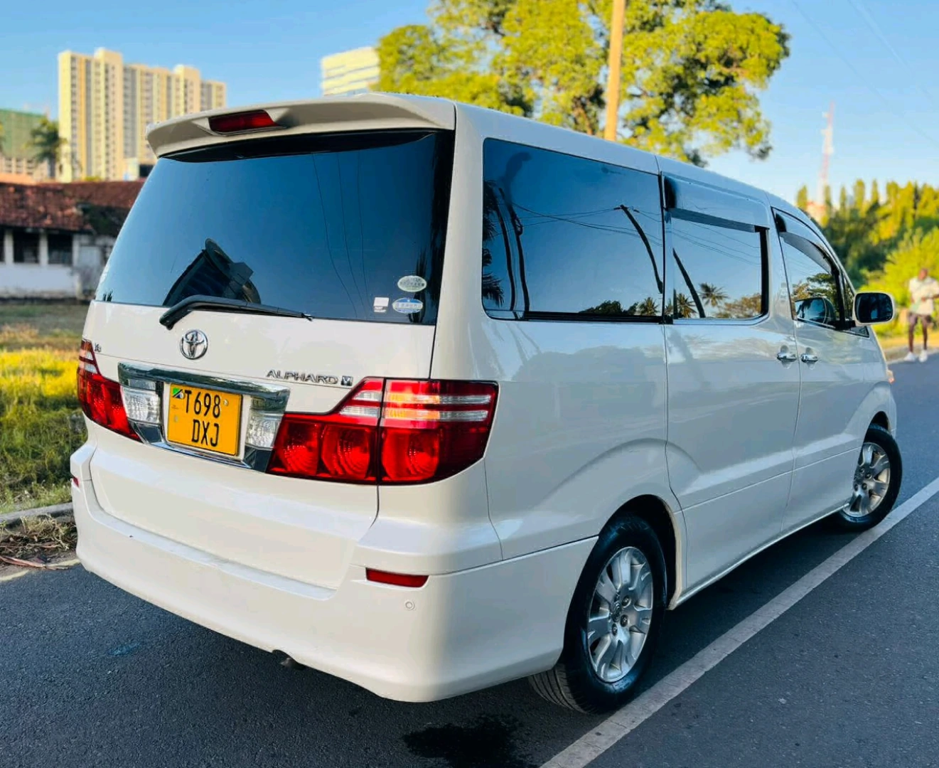 Toyota Alphard DXJ 2005 (1MZ Engine) thumbnail 2