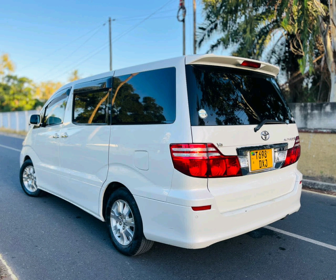 Toyota Alphard DXJ 2005 (1MZ Engine) thumbnail 3