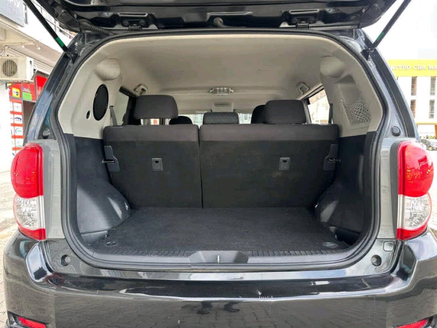 Toyota Rumion 2008 Black thumbnail 7