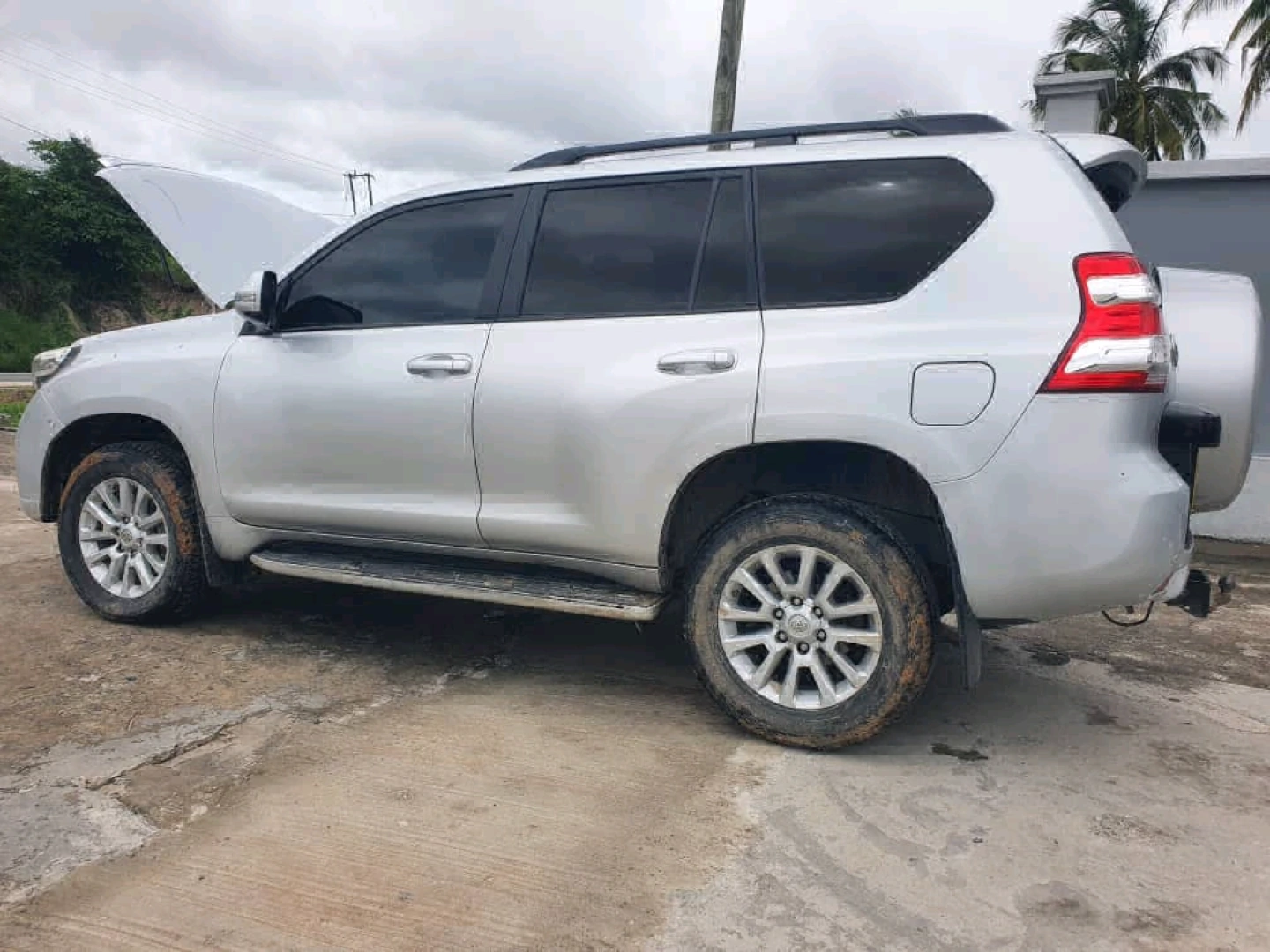 Toyota Land Cruiser Prado VX 2016 thumbnail 5