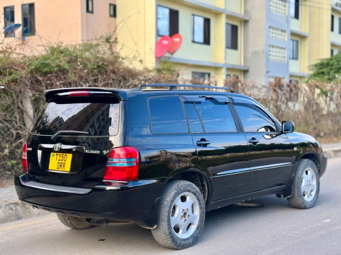 Black Toyota Kluger Highlander SUV for Sale thumbnail 4