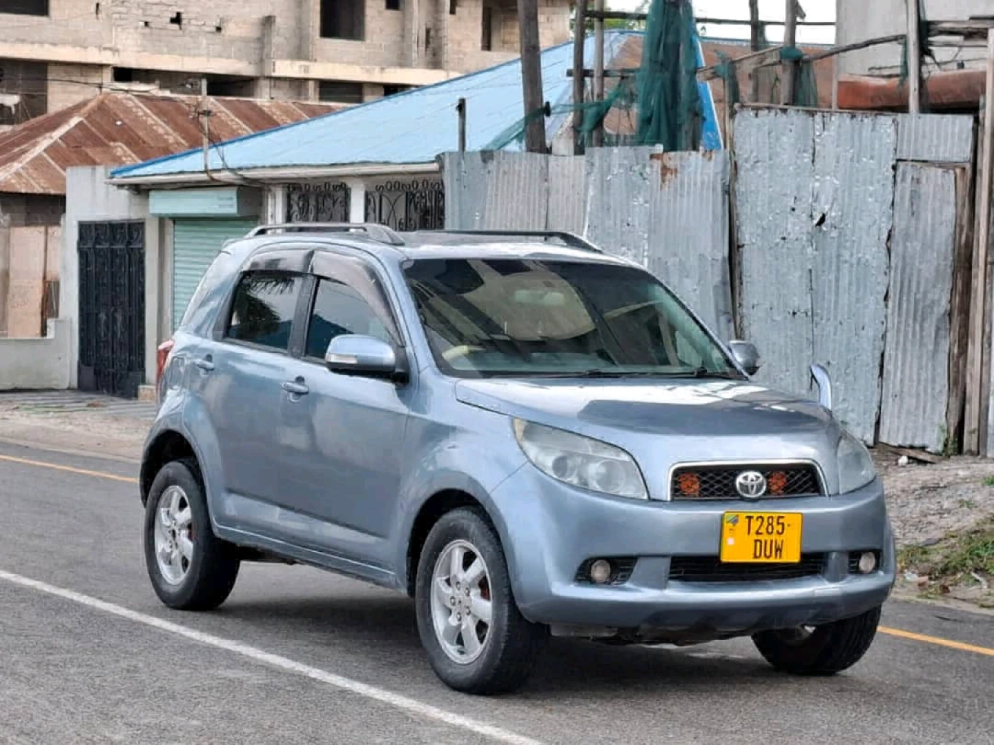 2006 Toyota Rush SUV 1490 CC (Metallic Grey) thumbnail 3