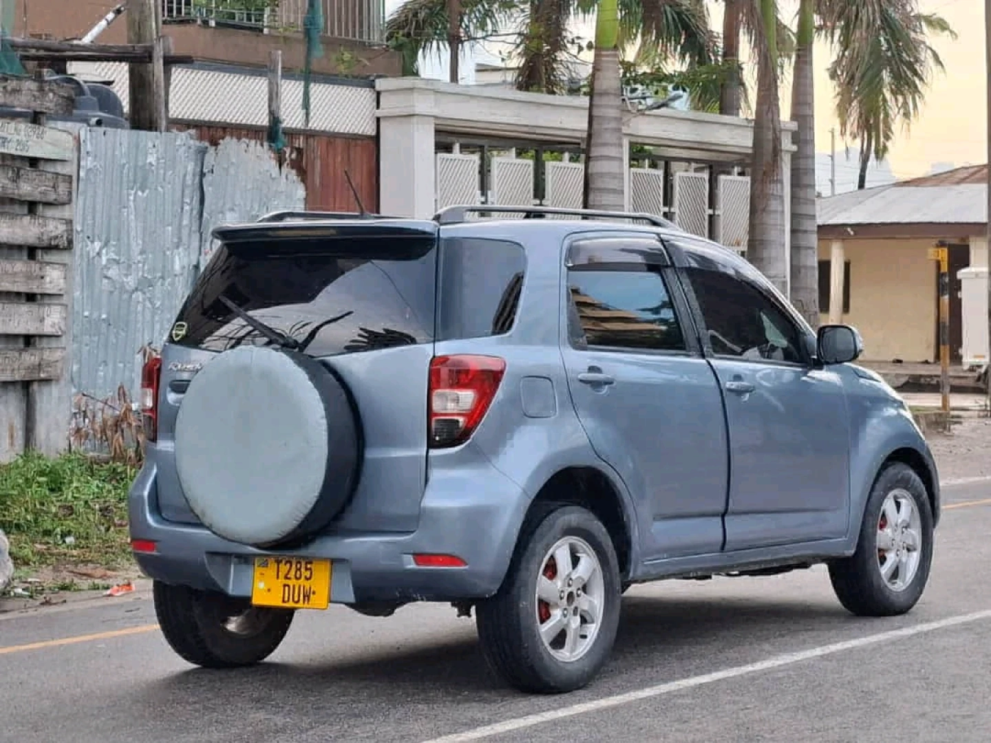2006 Toyota Rush SUV 1490 CC (Metallic Grey) thumbnail 4