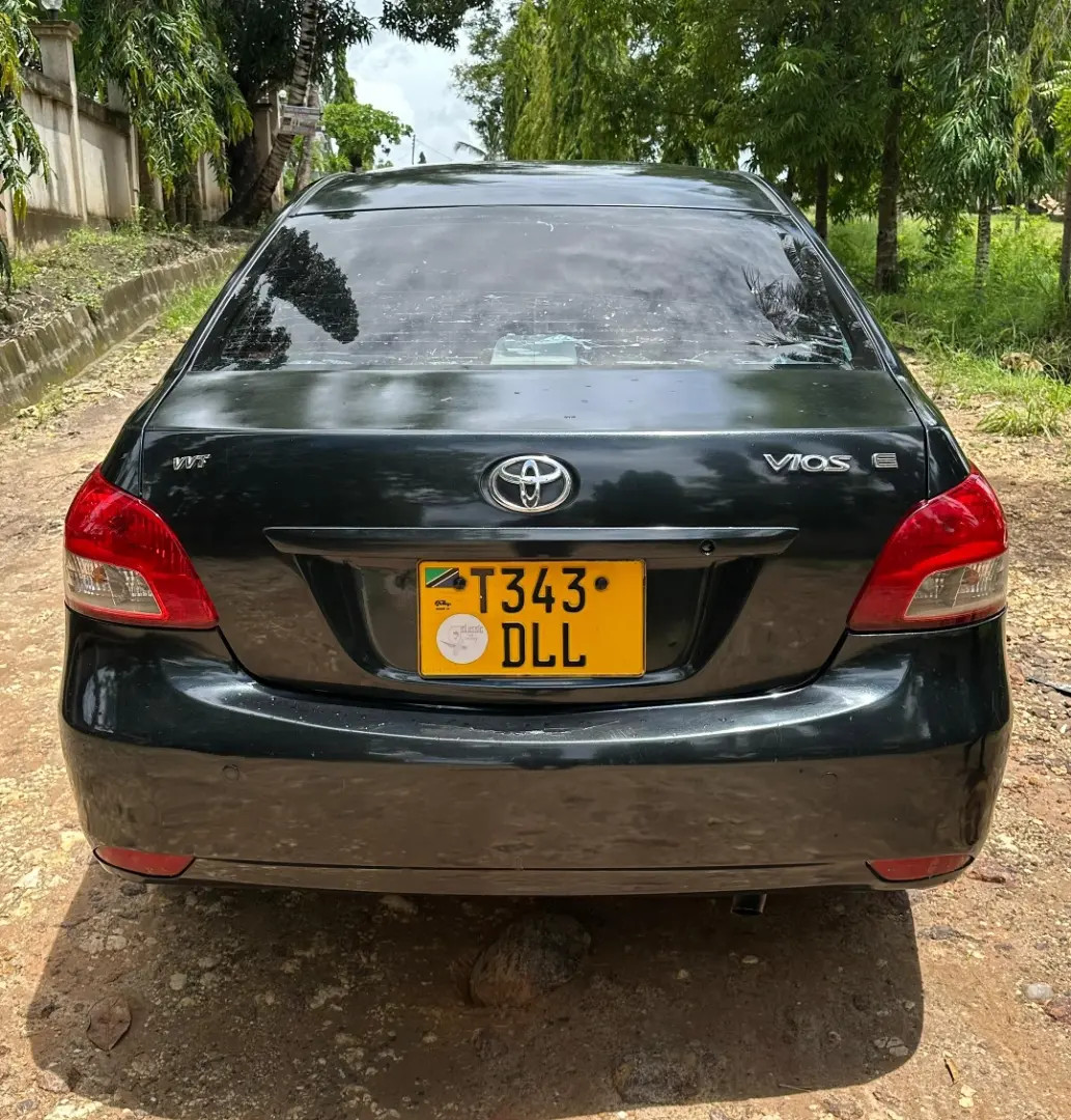 Toyota Vios thumbnail 4