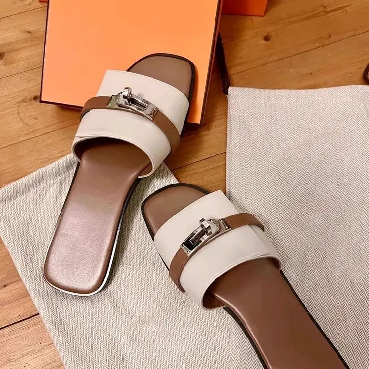 Mules za Kifahari za Wanawake (White Slide Sandals) thumbnail 3