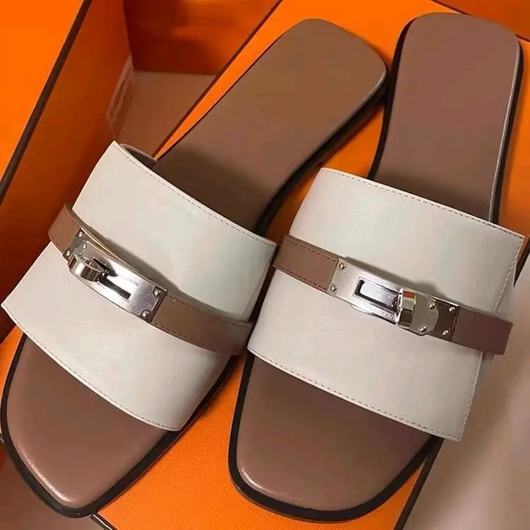 Mules za Kifahari za Wanawake (White Slide Sandals) thumbnail 5