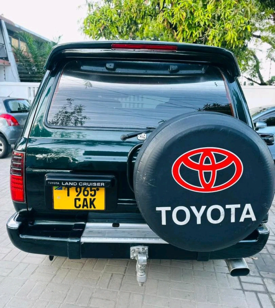 Toyota Land Cruiser CAK (Dark Green) For Sale thumbnail 2