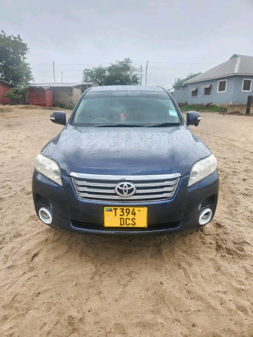 Toyota Vanguard Inauzwa Cc 2360 Full AC thumbnail 2