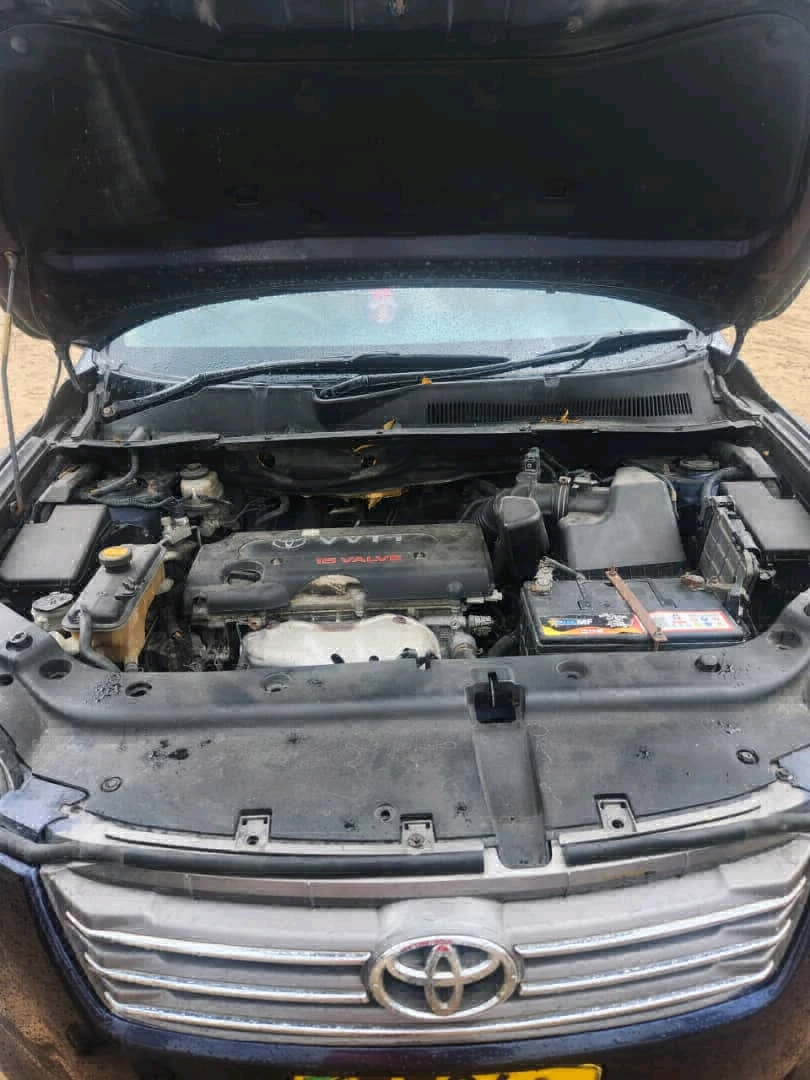 Toyota Vanguard Inauzwa Cc 2360 Full AC thumbnail 5