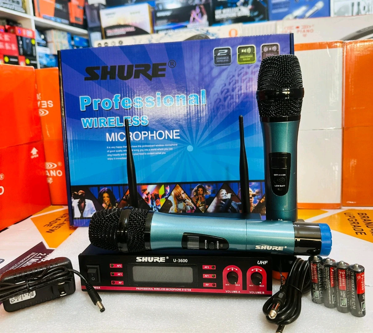Shure U-3600 Professional Wireless Microphone System