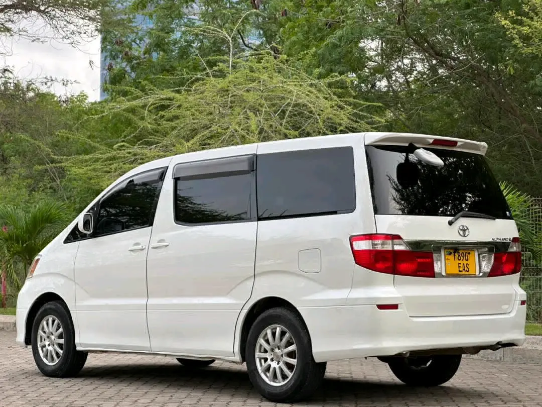 Toyota Alphard 2005 (White, 2AZ Engine) thumbnail 5