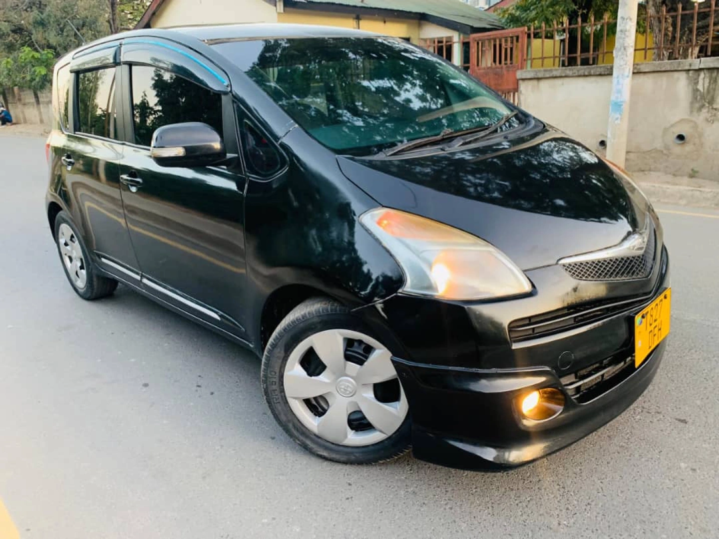Toyota Ractis 2006 Automatic (Reg No. DFH) thumbnail 9