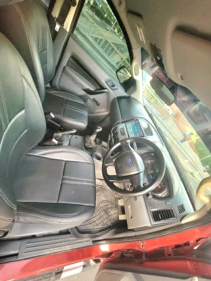 Subaru Forester 2011 Automatic - 1990cc thumbnail 8
