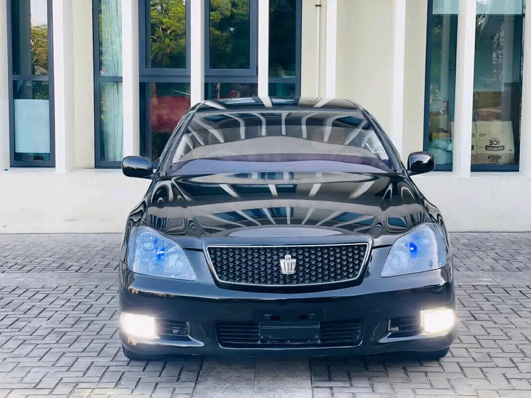 Toyota Crown Athlete 2006 Nyeusi