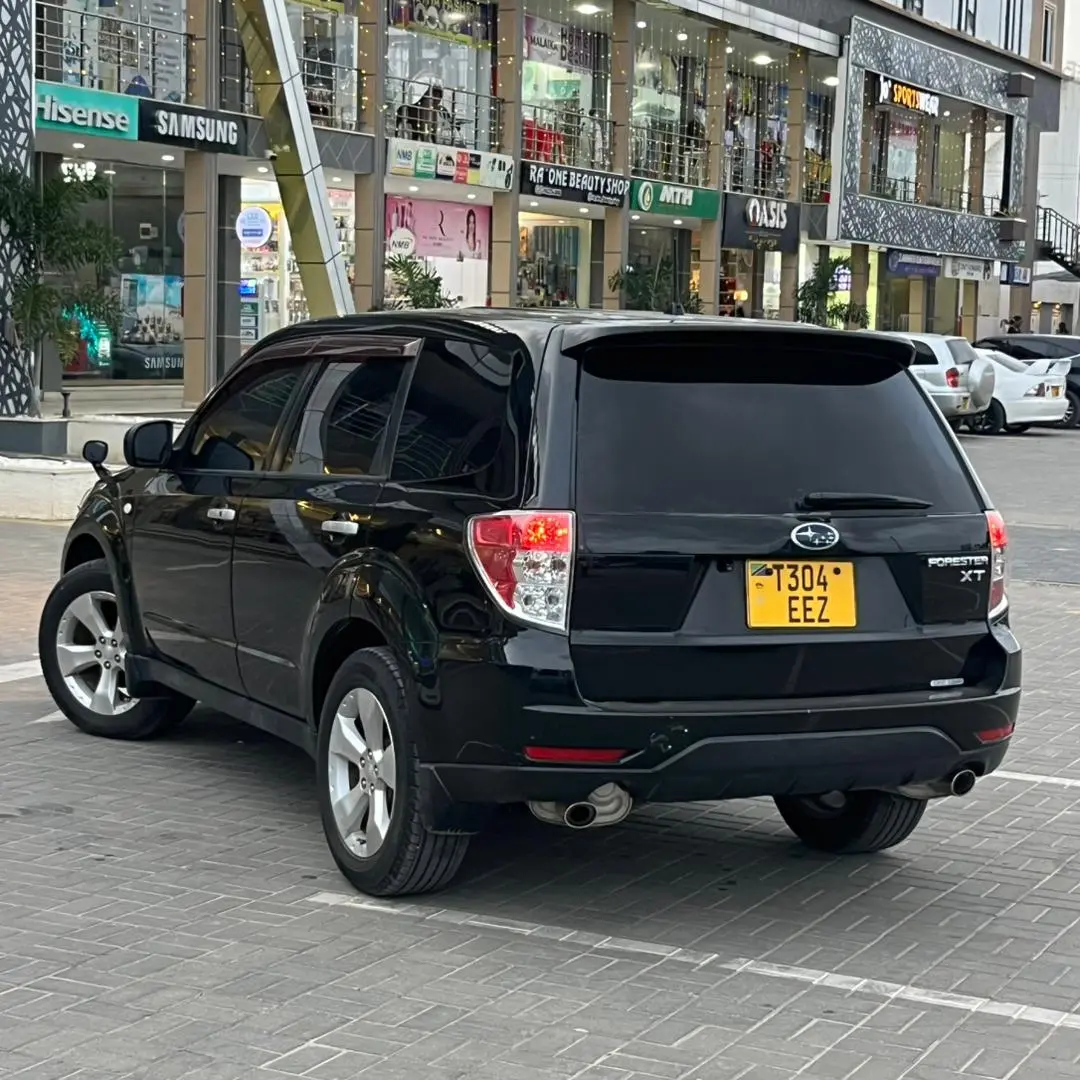2008 Subaru Forester XT (Black) thumbnail 4