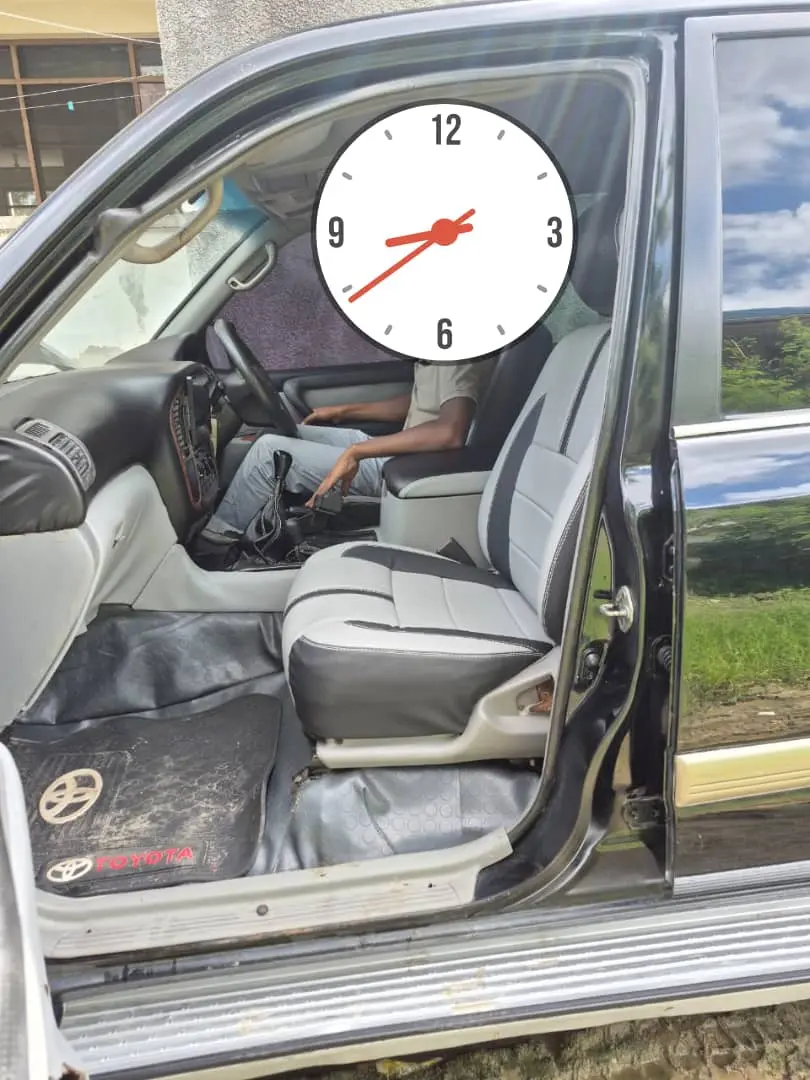 Toyota Land Cruiser 105 Series (1HZ Diesel) thumbnail 7