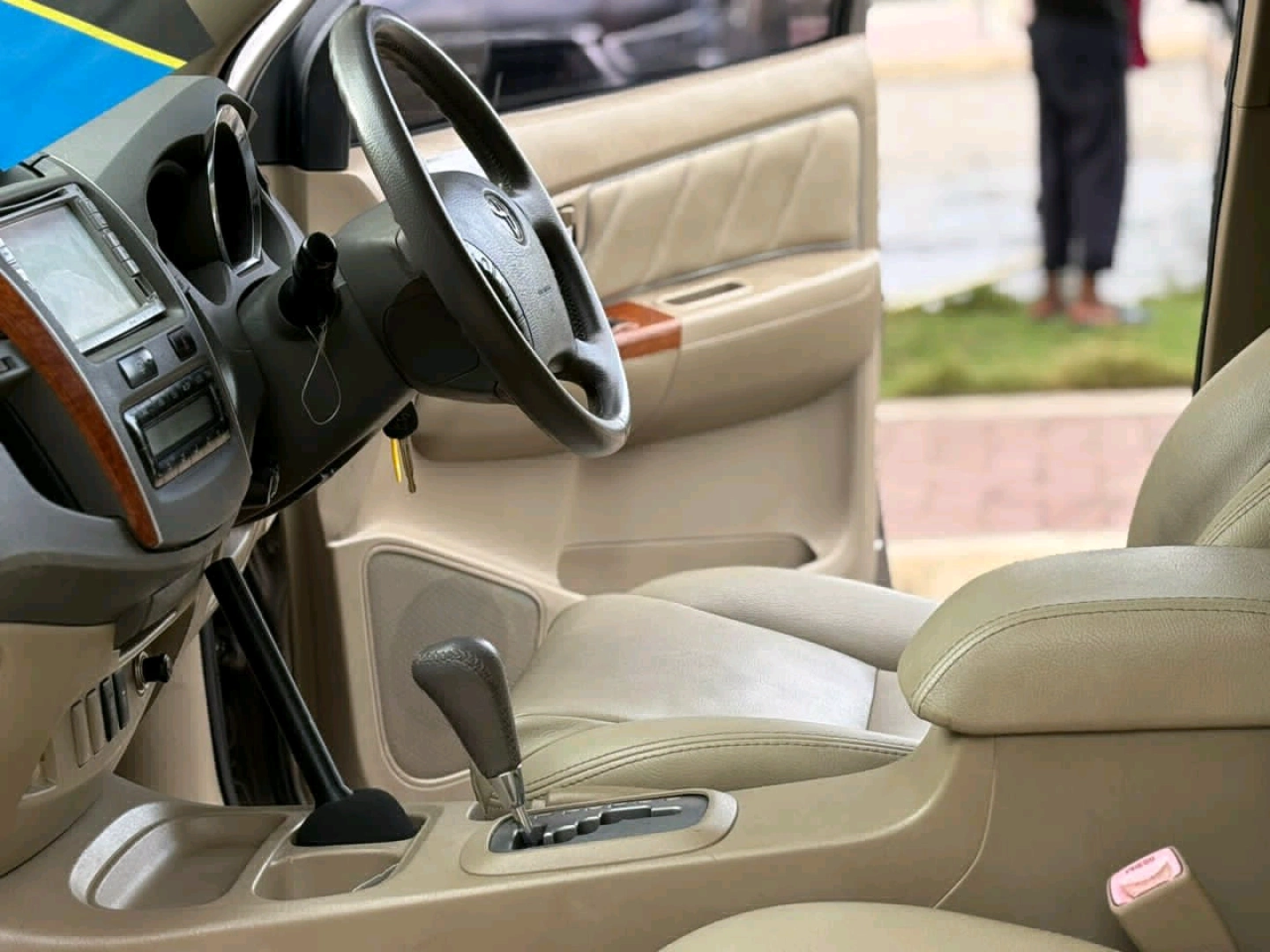Toyota Fortuner DVA 2006, 2600cc, Automatic SUV thumbnail 9