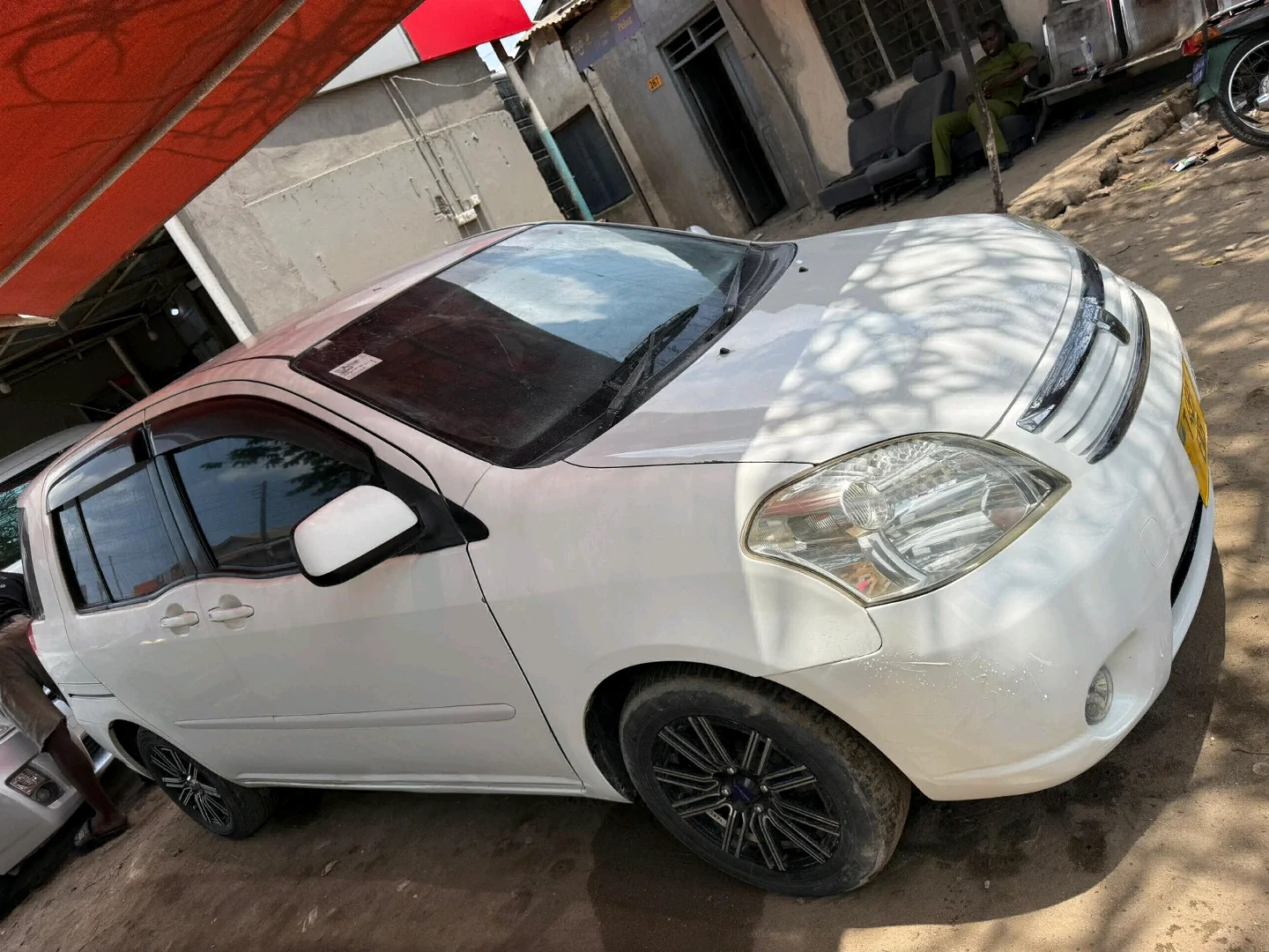Toyota Raum 1490cc Automatic Full AC thumbnail 2