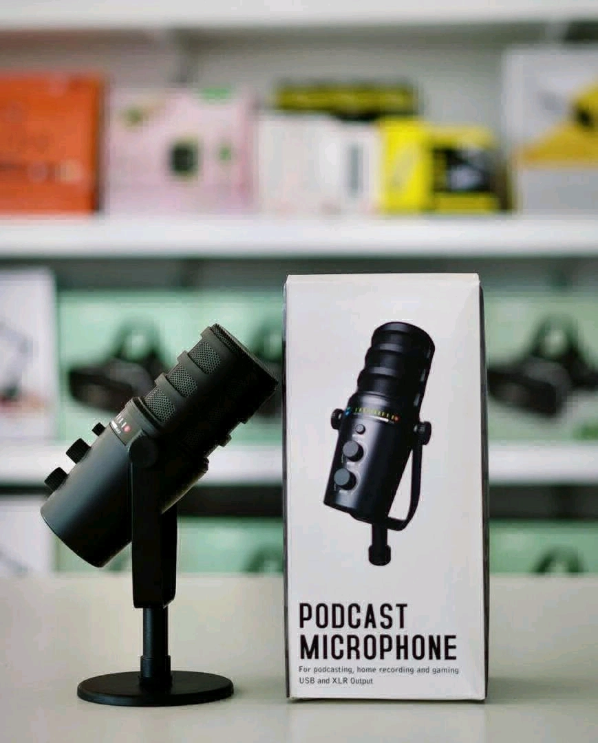 Podcast Microphone with Noise Cancellation (USB/Type-C)