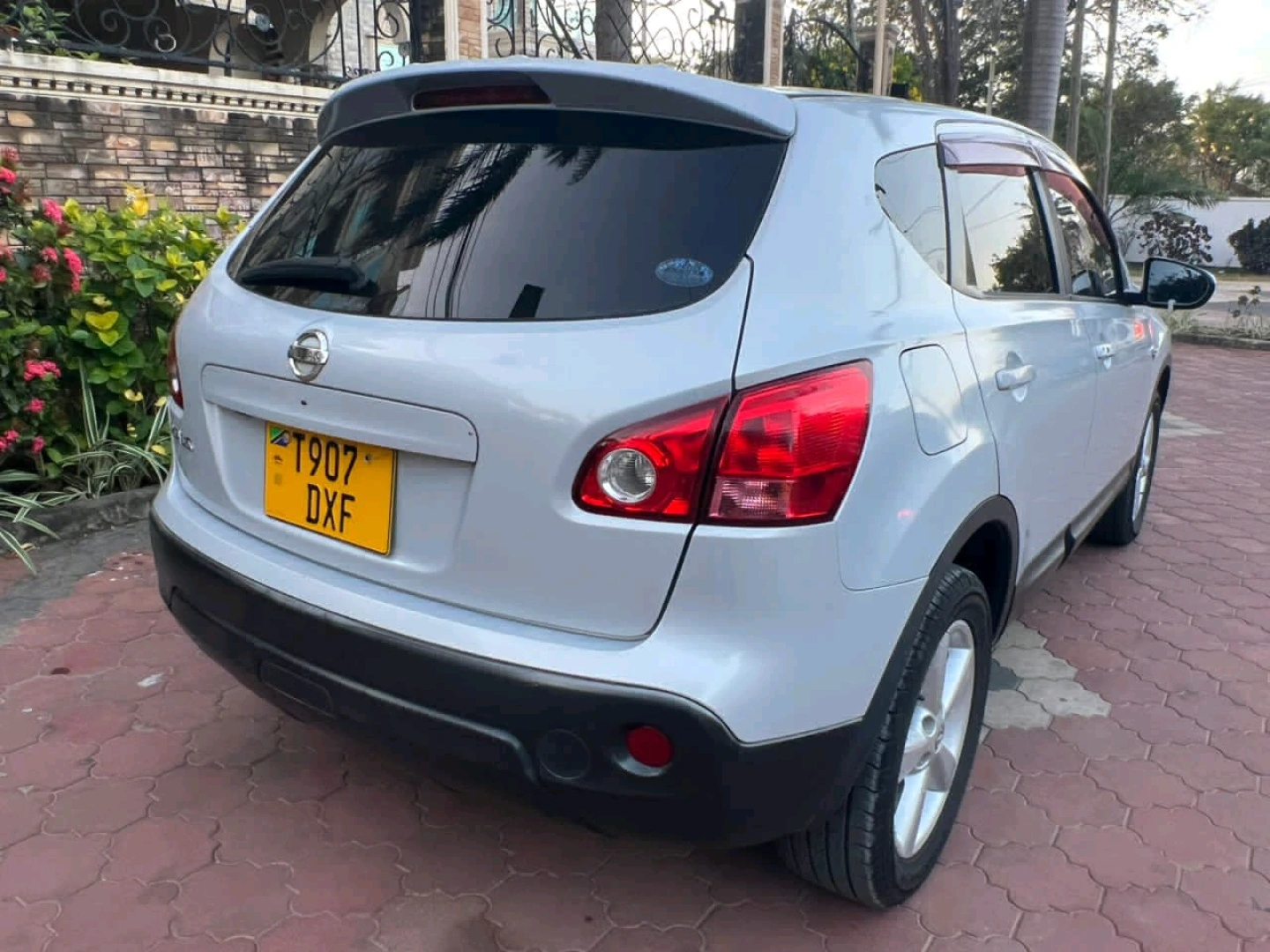 Nissan Dualis (Qashqai) 2008 Model thumbnail 2