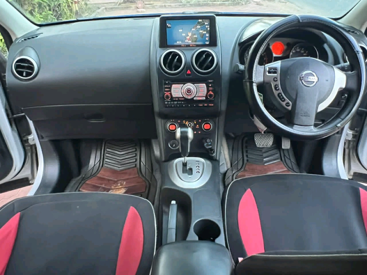 Nissan Dualis (Qashqai) 2008 Model thumbnail 7