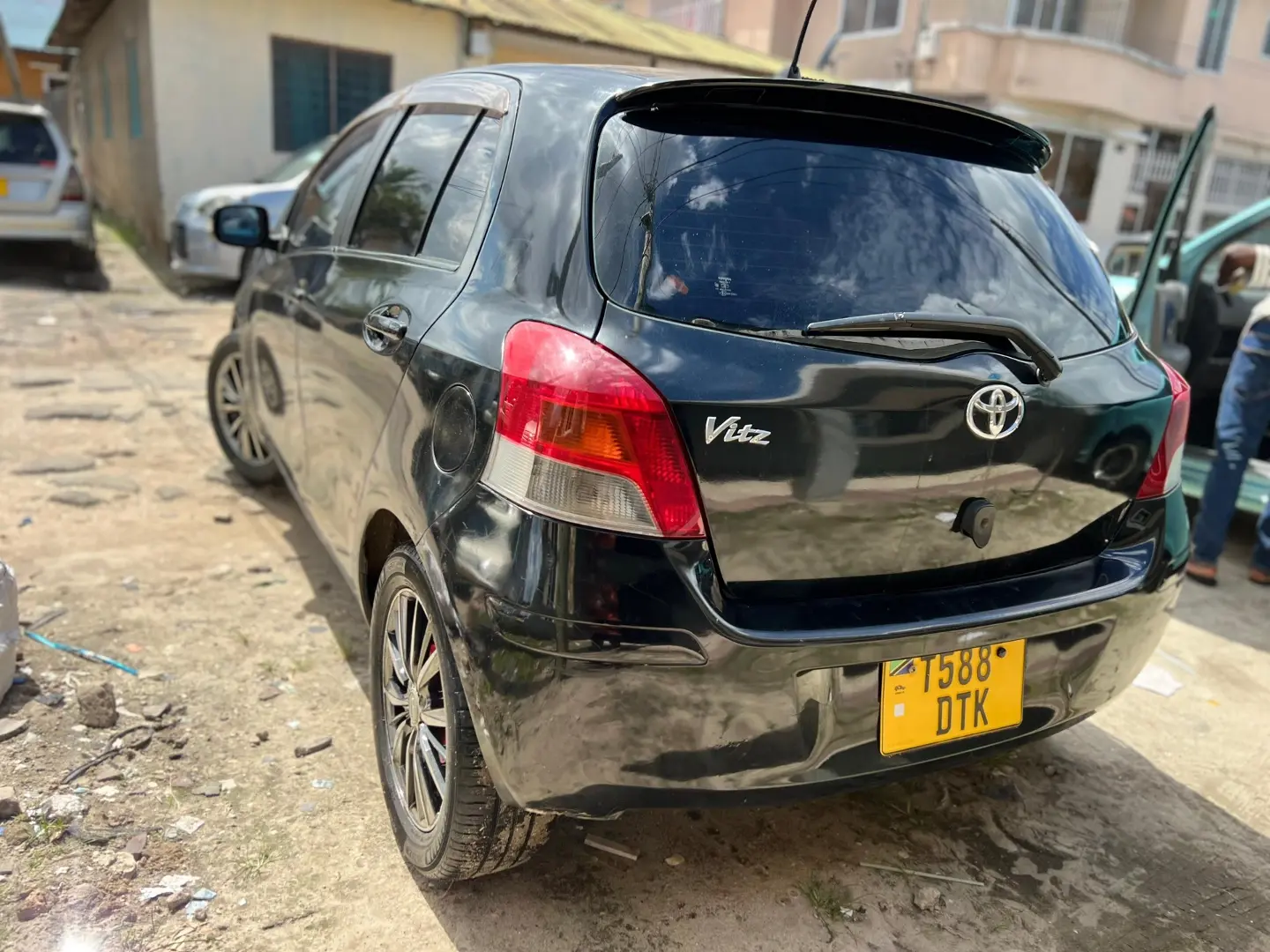 Toyota Vitz New Model (DTK) thumbnail 2
