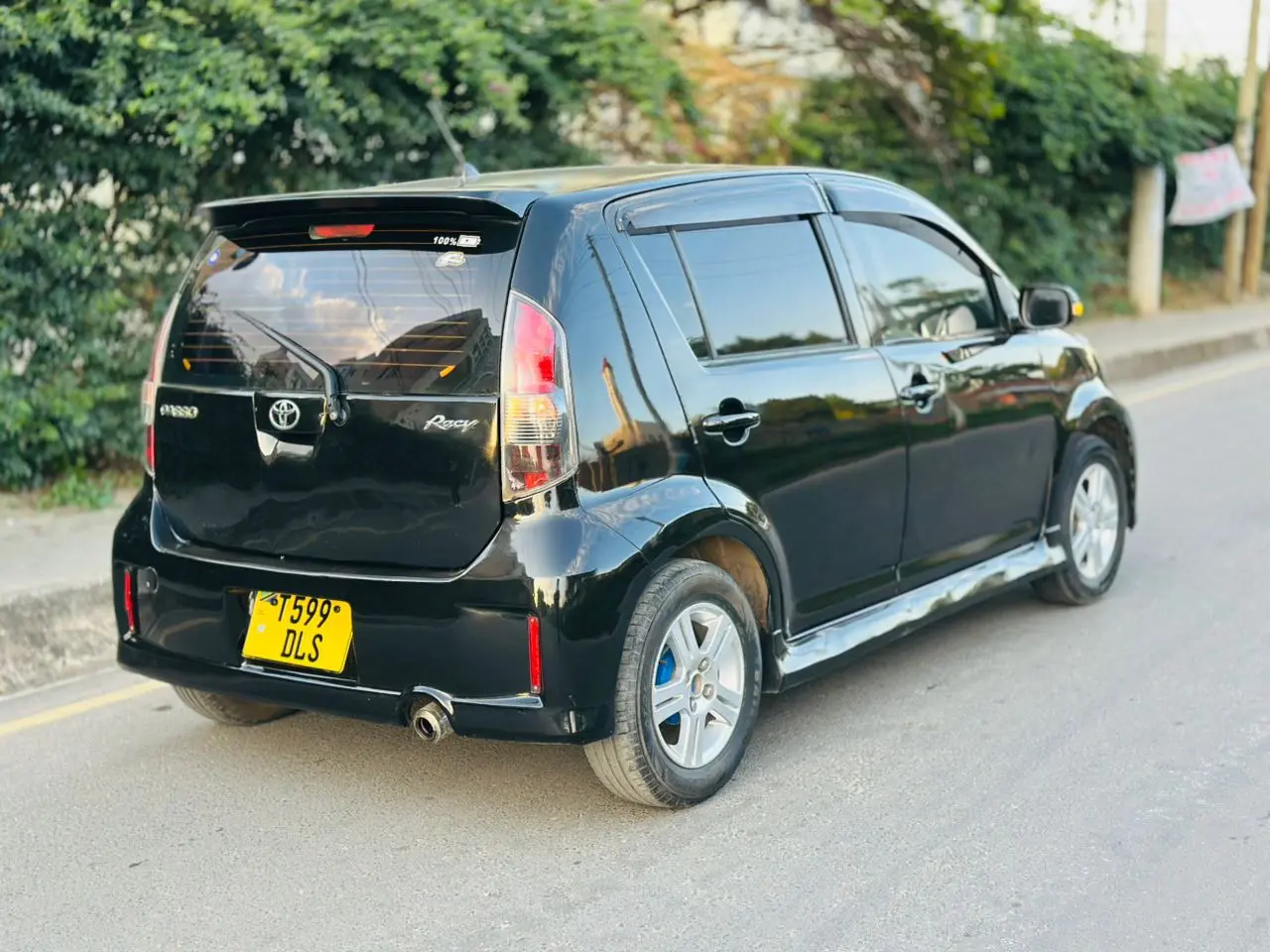 Toyota Passo Racy (2007) thumbnail 2