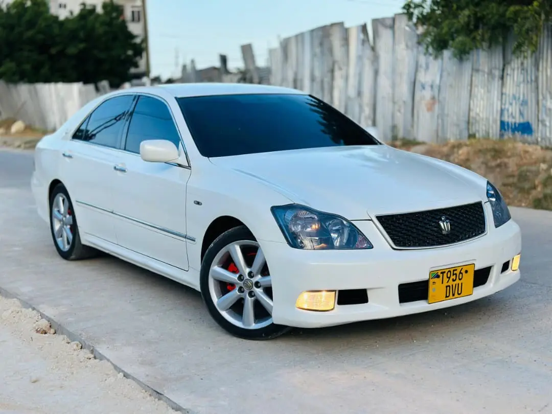 Toyota Crown Athlete 2006, 2490cc, White thumbnail 7