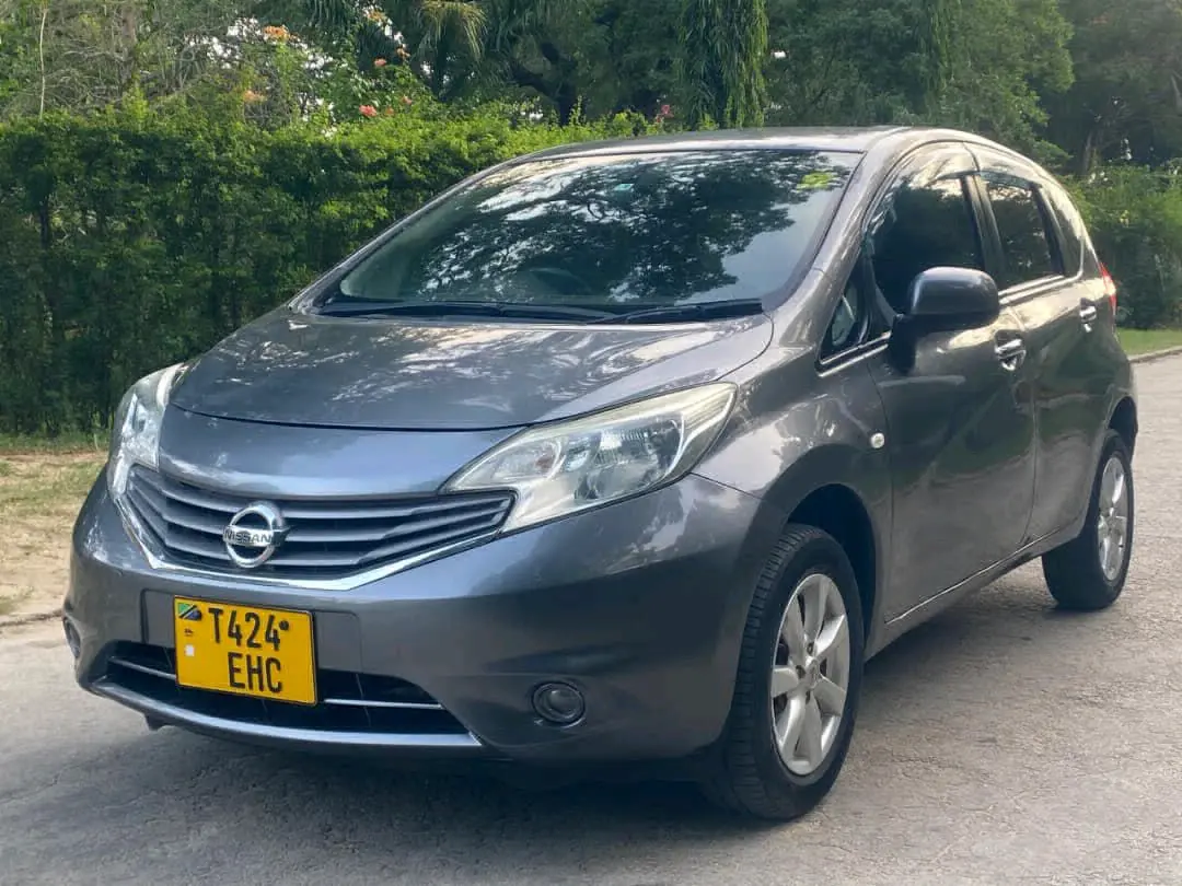 Nissan Note 2014 Grey - 1290cc thumbnail 2